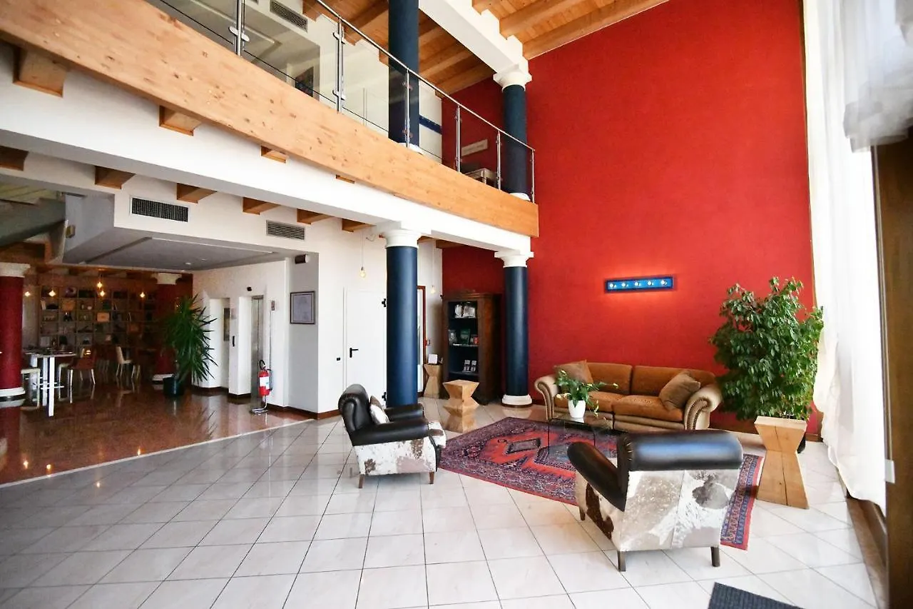לוניגו Hotel Alle Acque 3*,