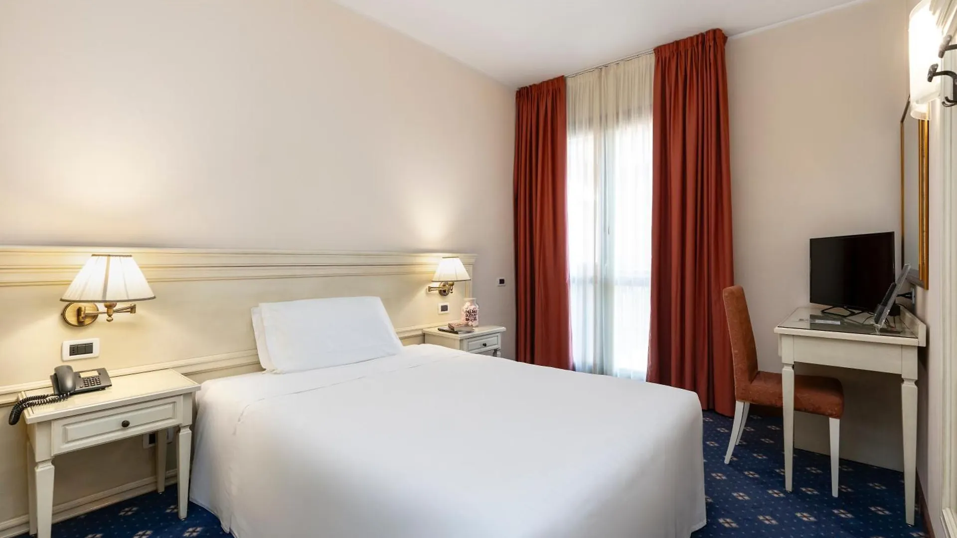 לוניגו Hotel Alle Acque 3*,  איטליה
